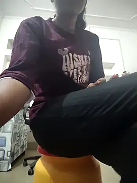 Snapshot of ESHA-LOVE chatting on 05-02-26, 12:26 ESHA-LOVE online show from 05-02-26, 12:26