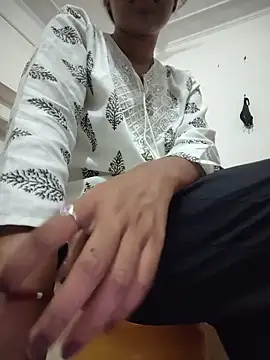 Snapshot of ESHA-LOVE chatting on 05-15-26, 11:17 ESHA-LOVE online show from 05-15-26, 11:17