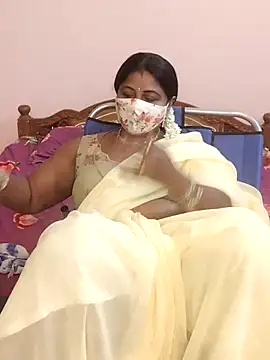 Snapshot of telugu_Geetha40 chatting on 05-13-26, 07:06 telugu Geetha40 online show from 05-13-26, 07:06