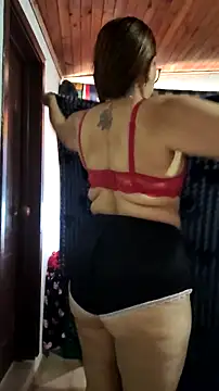 Snapshot of Ladymilf12 chatting on 06-27-26, 02:44 Ladymilf12 online show from 06-27-26, 02:44