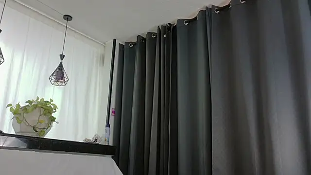 Snapshot of sexx_goddess chatting on 06-18-26, 12:42 sexx goddess online show from 06-18-26, 12:42