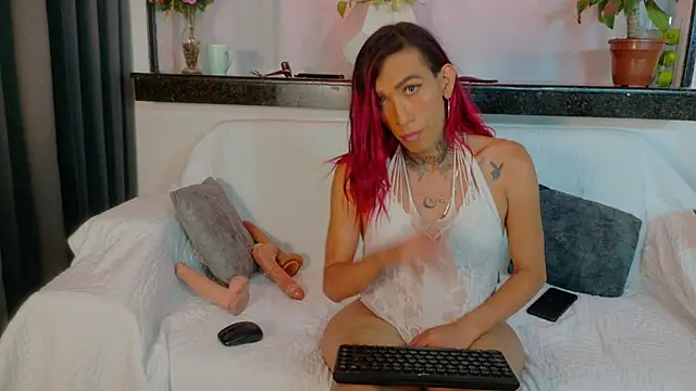 Snapshot of sexx_goddess chatting on 07-28-26, 12:48 sexx goddess online show from 07-28-26, 12:48