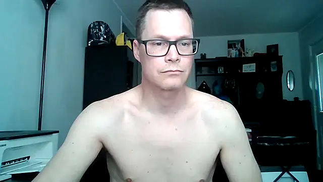 Snapshot of dadbod847364 chatting on 05-10-26, 09:42 dadbod847364 online show from 05-10-26, 09:42