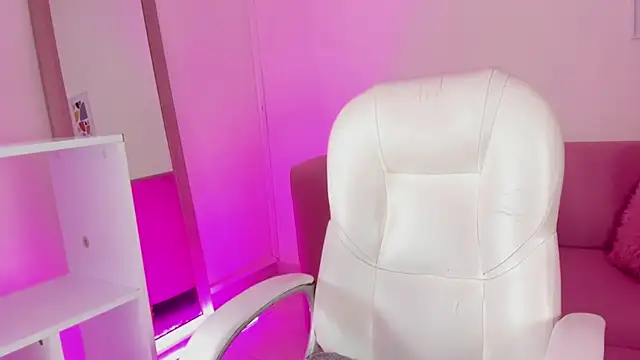 Adison Reyes online show from 07-10-26, 12:08
