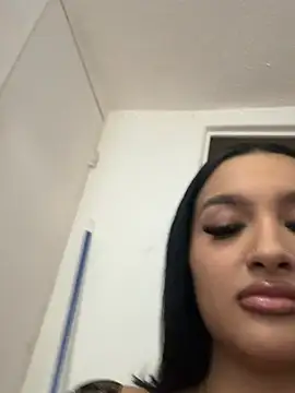 latinadollxo online show from 04-27-26, 02:37