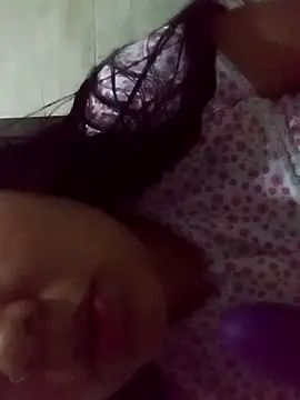 Milatoro online show from 04-26-26, 01:47