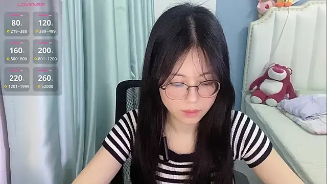 Snapshot of Luna-666 chatting on 05-15-26, 11:17 Luna-666 online show from 05-15-26, 11:17