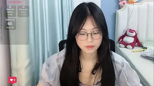 Snapshot of Luna-666 chatting on 05-21-26, 12:56 Luna-666 online show from 05-21-26, 12:56