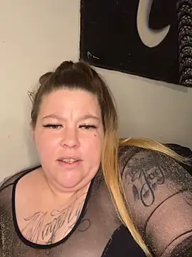 QueenThickmz online show from 04-26-26, 08:56