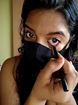 vanika2000 online show from 04-27-26, 07:28