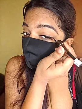 Snapshot of vanika2000 chatting on 06-11-26, 04:10 vanika2000 online show from 06-11-26, 04:10