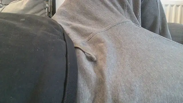 Snapshot of horny-bear89 chatting on 05-14-26, 05:42 horny-bear89 online show from 05-14-26, 05:42