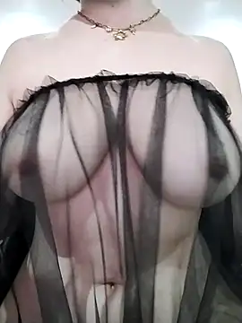 Snapshot of Soka_123 chatting on 07-31-26, 02:16 Soka 123 online show from 07-31-26, 02:16