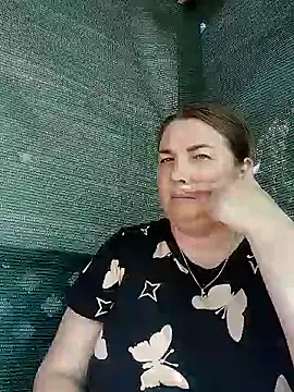 Snapshot of MiyaOlliver chatting on 06-24-26, 02:49 MiyaOlliver online show from 06-24-26, 02:49