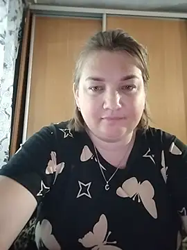 Snapshot of MiyaOlliver chatting on 06-27-26, 10:53 MiyaOlliver online show from 06-27-26, 10:53