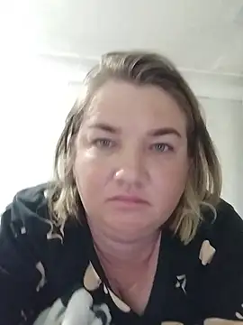 Snapshot of MiyaOlliver chatting on 07-27-26, 06:42 MiyaOlliver online show from 07-27-26, 06:42