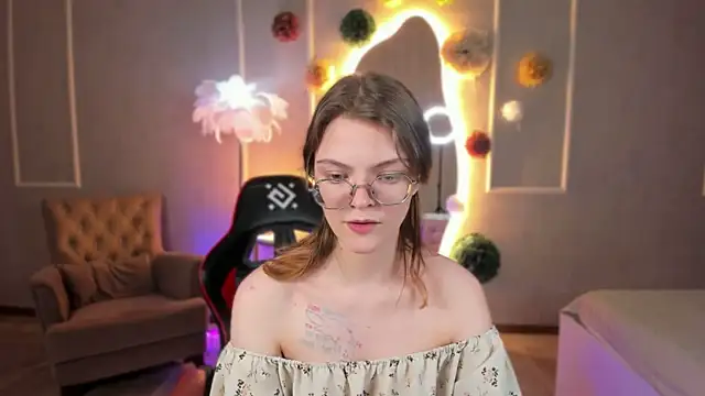 Avrora Spark online show from 04-27-26, 08:07