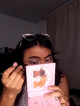 Snapshot of VaneMoon chatting on 06-01-26, 10:39 VaneMoon online show from 06-01-26, 10:39