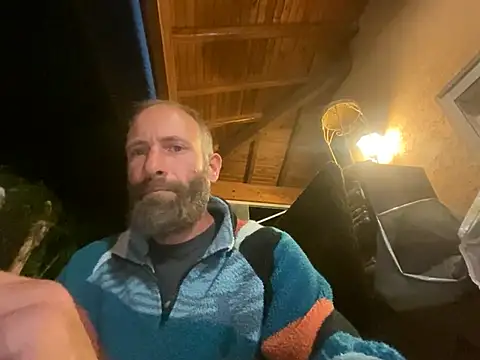 thefrenchi09 online show from 04-26-26, 08:06