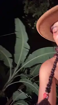 Snapshot of mariannella chatting on 07-14-26, 02:05 mariannella online show from 07-14-26, 02:05