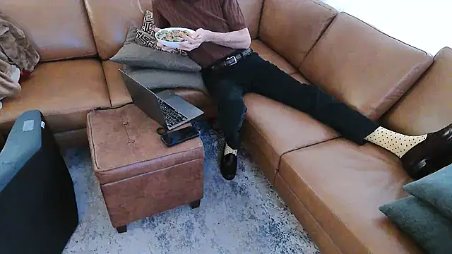 Snapshot of gaydandyboy chatting on 06-01-26, 05:47 gaydandyboy online show from 06-01-26, 05:47