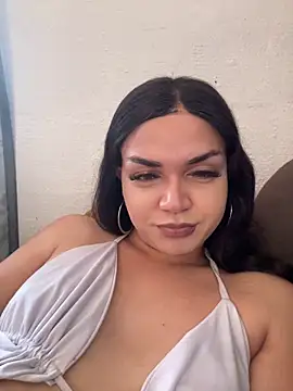 iamtyara online show from 04-30-26, 04:24