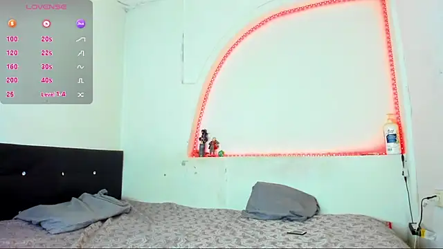 liammendoza98 online show from 06-02-26, 12:07