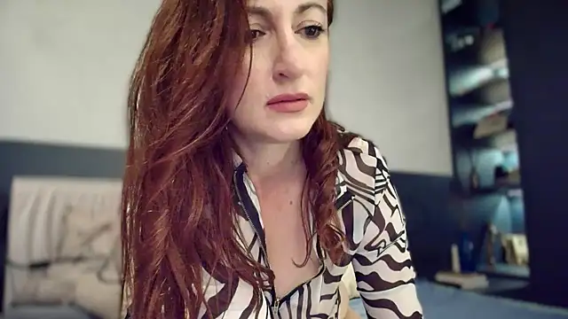Snapshot of Peachy_ chatting on 12-23-24, 09:27 Peachy online show from 12-23-24, 09:27