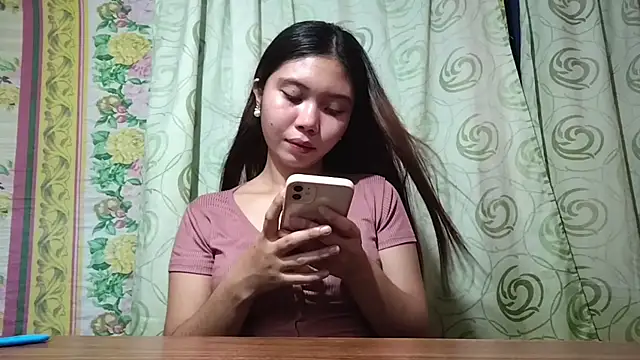RegenaKhanponaphan online show from 05-21-26, 01:12