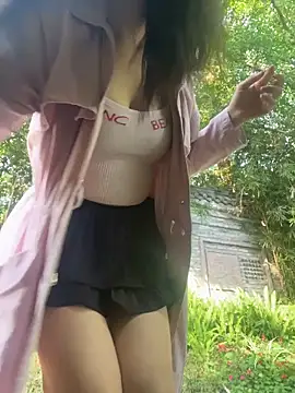 xiaochengzi505 online show from 05-04-26, 12:28