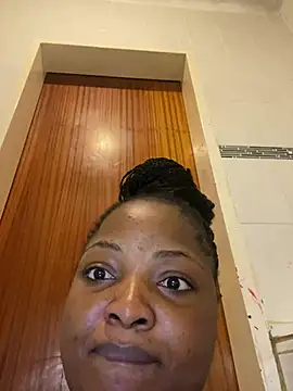 Snapshot of Sexyagelicxx chatting on 06-02-26, 01:29 Sexyagelicxx online show from 06-02-26, 01:29