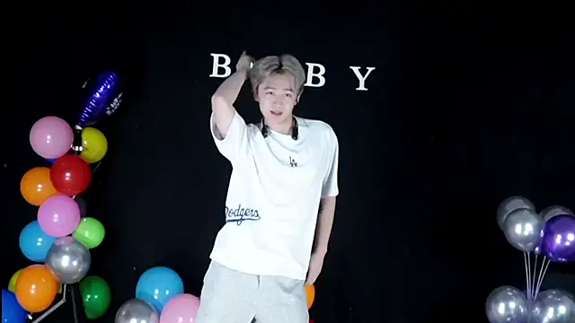 lucky-love888 online show from 06-09-26, 12:06