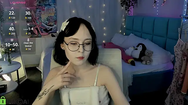 Lilac-Muse online show from 06-26-26, 11:03