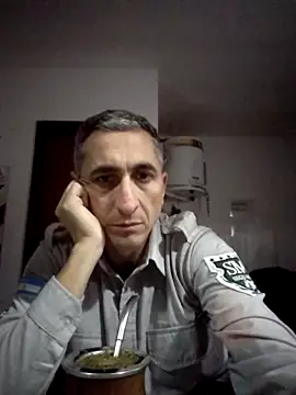 Snapshot of Alejandro83bsf chatting on 06-18-26, 10:14 Alejandro83bsf online show from 06-18-26, 10:14