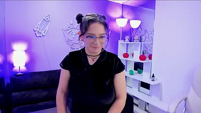 Snapshot of MaraMartinez_ chatting on 05-23-26, 07:40 MaraMartinez online show from 05-23-26, 07:40
