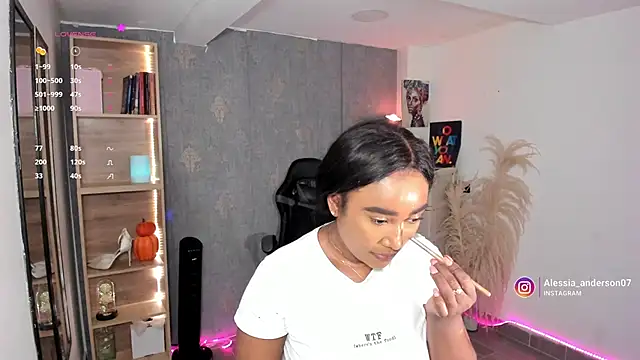 alessia anderson online show from 10-28-25, 09:39