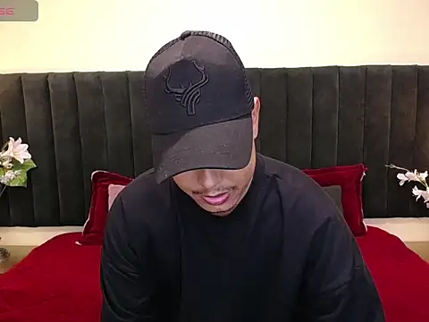 Snapshot of noah_oliver1 chatting on 05-02-26, 07:19 noah oliver1 online show from 05-02-26, 07:19