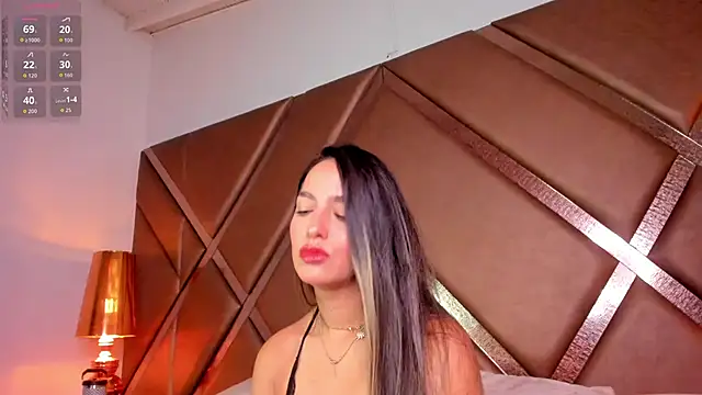 Snapshot of scarlethcollins_ chatting on 05-06-26, 11:59 scarlethcollins online show from 05-06-26, 11:59