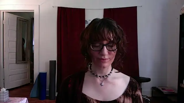 Snapshot of AnnywnBelle chatting on 05-12-26, 10:07 AnnywnBelle online show from 05-12-26, 10:07