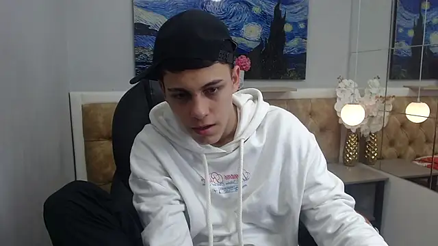 Snapshot of Ethanx18_ chatting on 05-14-26, 03:46 Ethanx18 online show from 05-14-26, 03:46