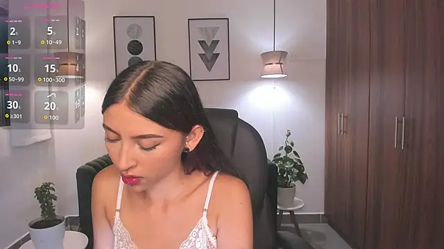 Snapshot of Nikky_sweett_ chatting on 05-18-26, 06:52 Nikky sweett online show from 05-18-26, 06:52