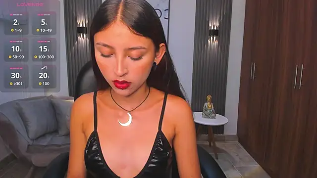 Snapshot of Nikky_sweett_ chatting on 05-29-26, 05:05 Nikky sweett online show from 05-29-26, 05:05