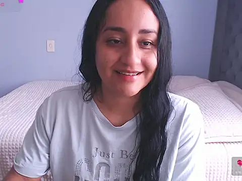 Snapshot of erotic_lov chatting on 07-07-26, 04:22 erotic lov online show from 07-07-26, 04:22
