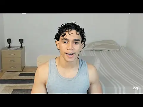 Snapshot of mateo_jack chatting on 05-06-26, 01:05 mateo jack online show from 05-06-26, 01:05