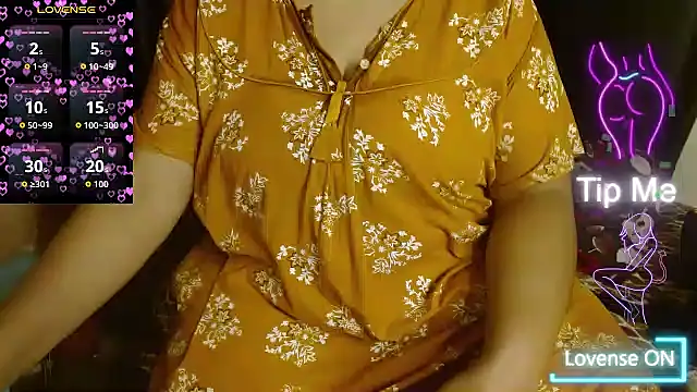 Snapshot of telugu_pillapreethi chatting on 05-25-26, 05:13 telugu pillapreethi online show from 05-25-26, 05:13