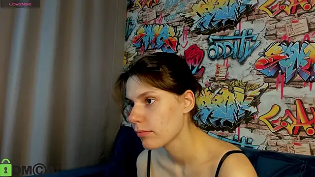 Snapshot of Kira_Be11 chatting on 06-28-26, 01:00 Kira Be11 online show from 06-28-26, 01:00