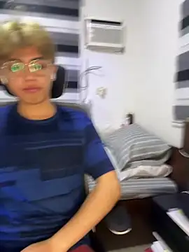 bj iceedzey online show from 04-30-26, 07:42
