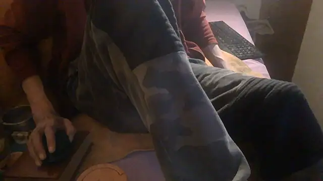 Snapshot of SamuelTal chatting on 06-21-26, 07:49 SamuelTal online show from 06-21-26, 07:49