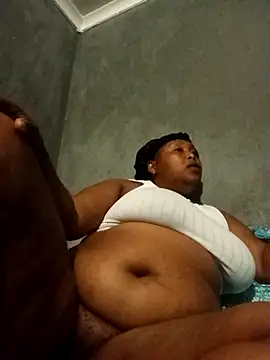 SexyChubbyPussy online show from 05-05-26, 07:44