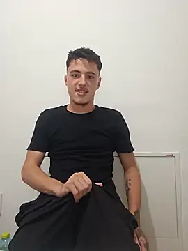 denysio89 online show from 07-08-26, 07:18